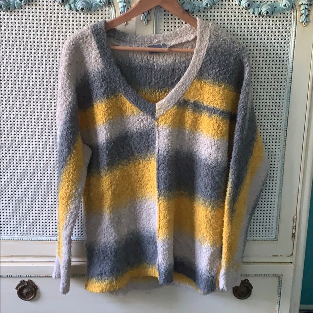 V-neck Chunky Knit Sweater
